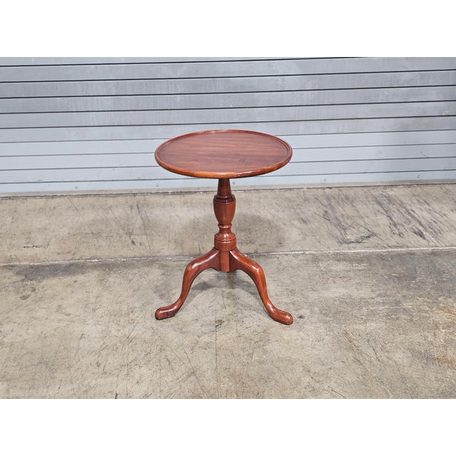 Henkel Harris 1990s Henkel Harris Wild Black Cherry Ocassional Round Table Made in Virginia For Sale - Image 4 of 10