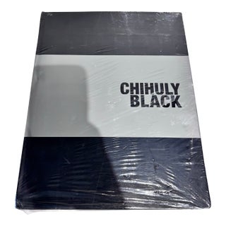 The Image Shows the Hardcover Art Monograph Chihuly Black by Renowned American Glass Artist Dale Chihuly, Published in 2008 by Chihuly Workshop. For Sale