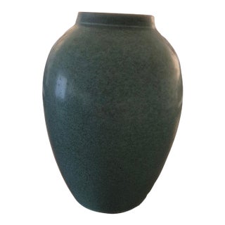 Vintage Signed Arts & Crafts Style Matte Green Speckled Ceramic Ovoid Vase For Sale