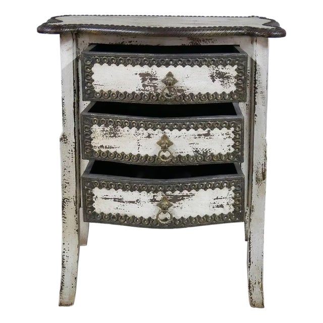 1980s White Wood Nightstand With 3 Drawers | Rustic Farmhouse Bedside Table for Bedroom Decor For Sale