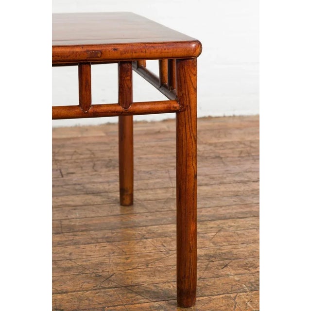 1900s Chinese Late Qing Dynasty Table with Open Apron & Pillar Strut Motifs For Sale In New York - Image 6 of 13
