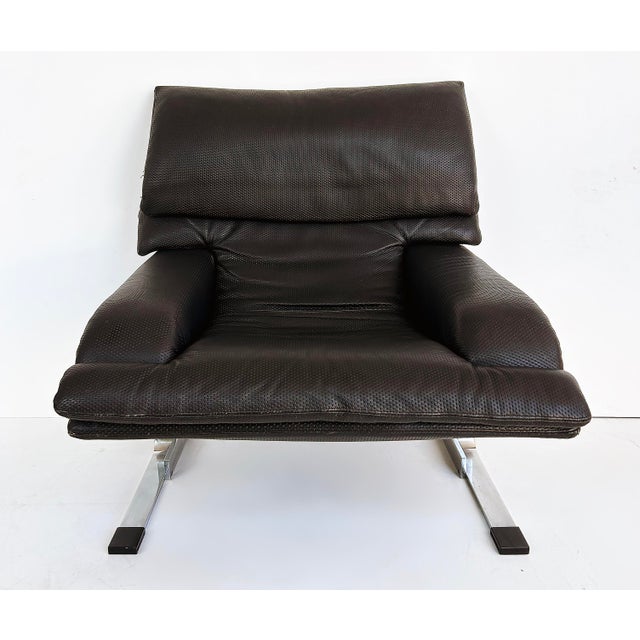 Giovanni Offredi Saporiti Italia Onda Wave Chair, Black Leather, Chrome Offered for sale is a vintage Saporiti Italia...