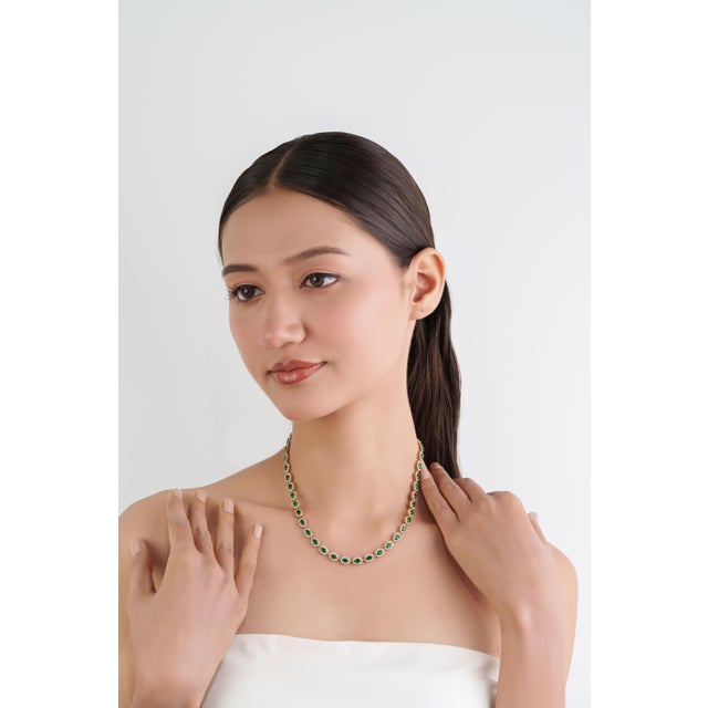 Dark Green Vintage 14k Yellow Gold Tennis Necklace With 9.88ct Emeralds and 5.24ct Diamonds For Sale - Image 8 of 16