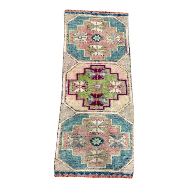 Turkish Yastik Rug 1'2" x 2'8" For Sale