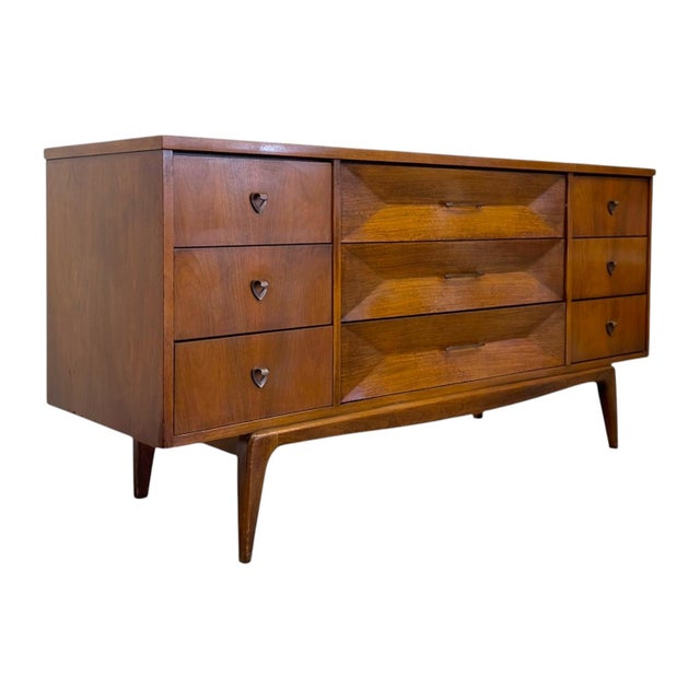 Mid-Century Modern Nine-Drawer Dresser or Credenza With Diamond Faceted Drawers. For Sale In Seattle - Image 6 of 8