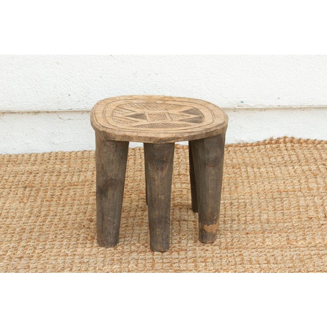 1950s Finely Carved Nupe Pedestal Table For Sale - Image 5 of 8