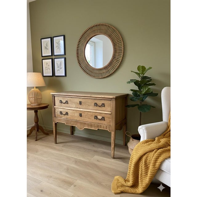 French Louis XVI Style Fruitwood Commode with Fluted Details, Early 20th Century For Sale - Image 12 of 12