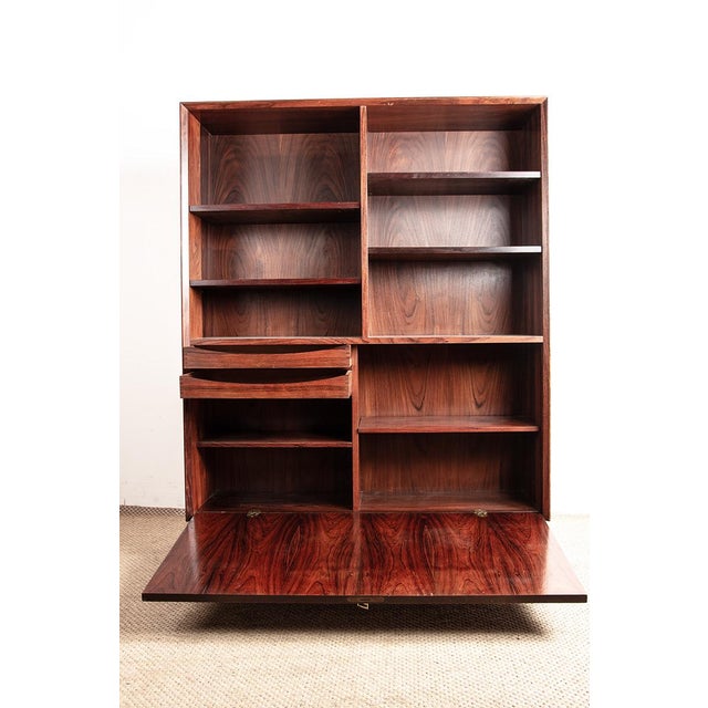 1960s Vintage Danish Bookcase in Rosewood and Brass by Erik Brouer for Brouers Mobelfabrik, 1960 For Sale - Image 5 of 16
