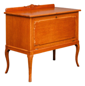Art Nouveau Chest of Drawers in Oak