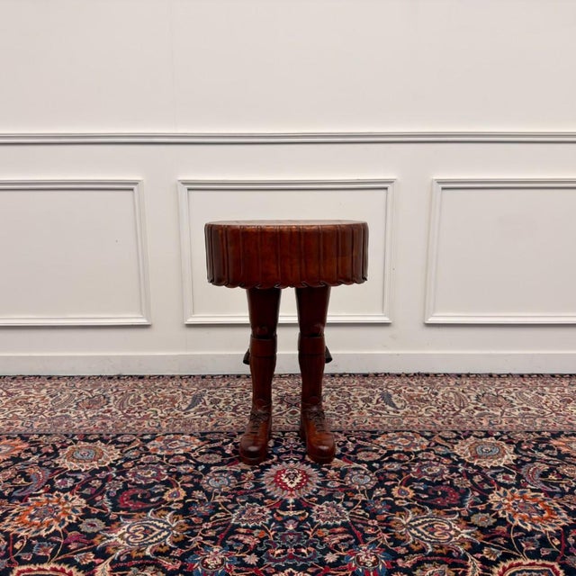 About this Classic Scotsman's Kilt Table Classic and Elegant | Antique coffee tables in English, Classic and Chesterfield...