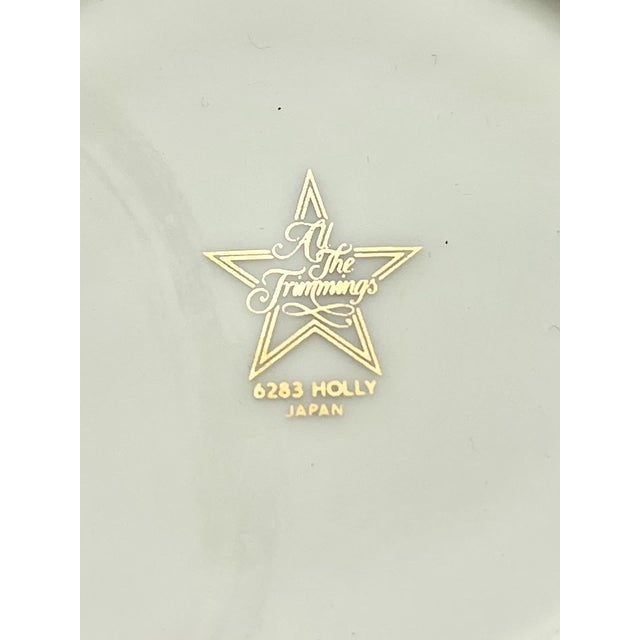 1980s 1980s Vintage Set of 6 Porcelain Gold Trim Christmas Holly Mugs For Sale - Image 5 of 5