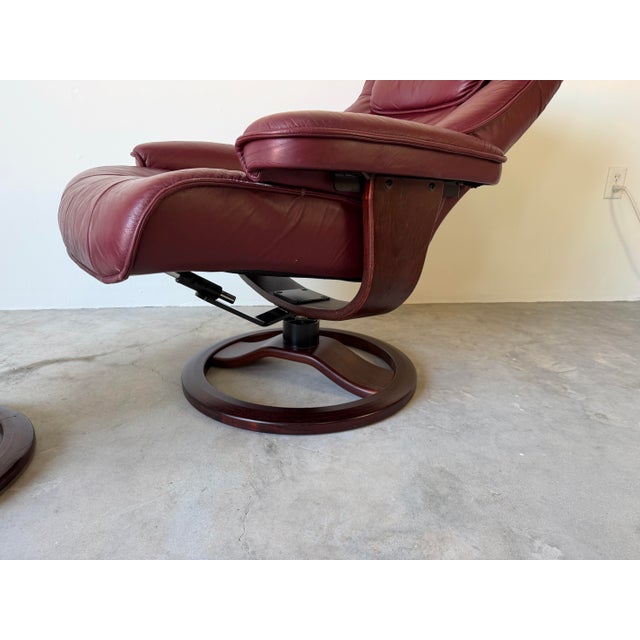 Wood Fjords Hjellegjerde Cranberry Leather Swivel Reclining Lounge Chair With Ottoman For Sale - Image 7 of 12