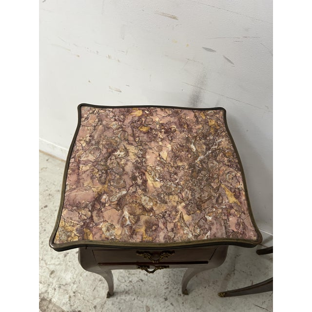 Small Louis XV Style Marquetry Commodes with Marble Tops, 1900s, Set of 2 For Sale - Image 9 of 13