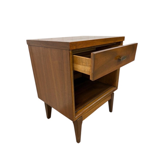 Mid-Century Modern Walnut Nightstands - Set of 2 For Sale - Image 9 of 9