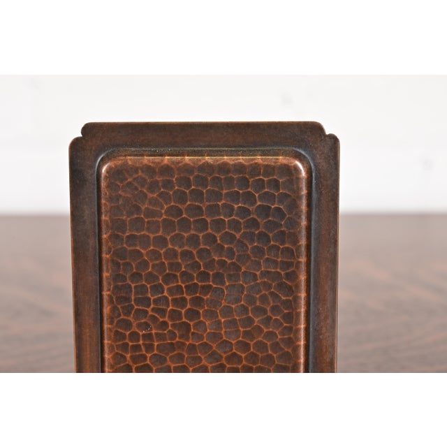 Early 20th Century Roycroft Arts & Crafts Hammered Copper Bookends, Circa 1920s For Sale - Image 5 of 13