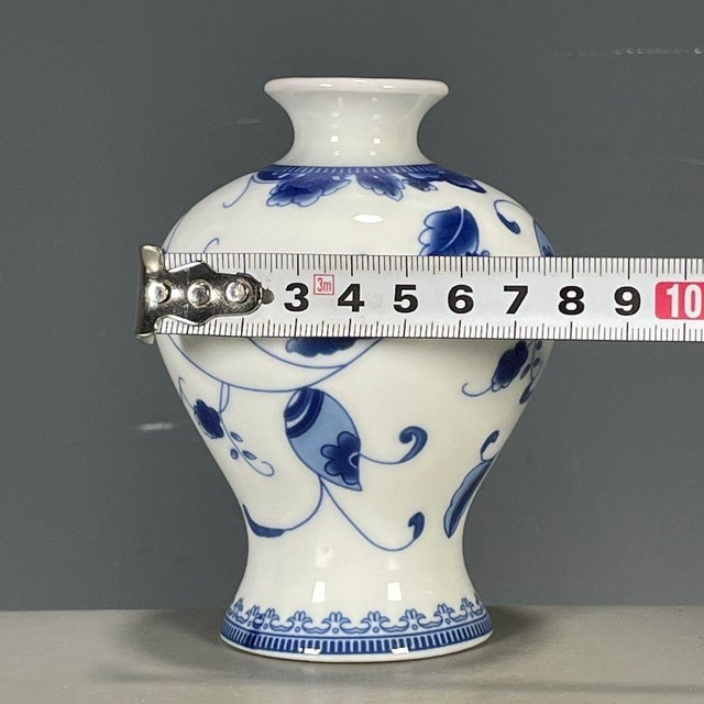 Late 20th Century Vintage Blue & White Porcelain Vase – Floral Scroll Motif, Qianlong Mark For Sale - Image 5 of 9