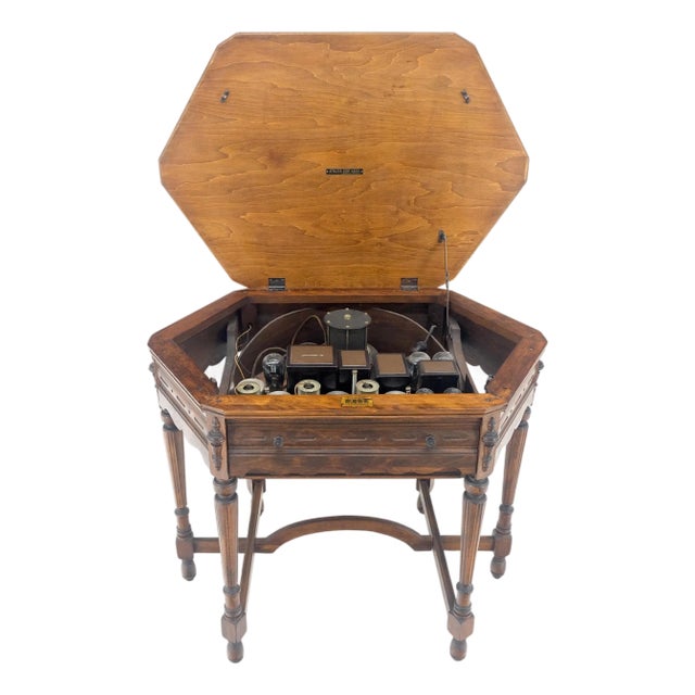 Antique c1920s Tube Radio Stunning American Walnut Cabinet Lift Top Table MINT For Sale