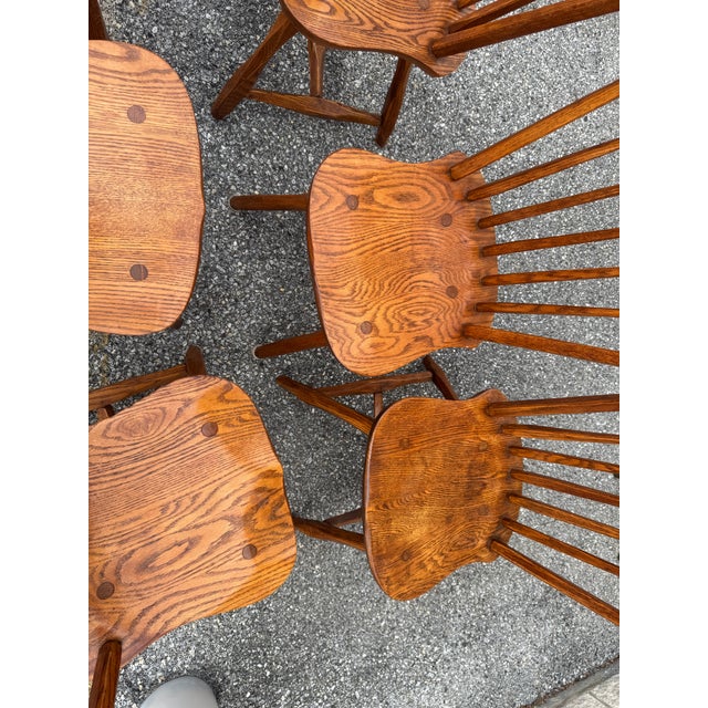 Traditional Vintage Windsor Style Dining Chairs by Hunt Furniture - Set of Six For Sale - Image 3 of 10