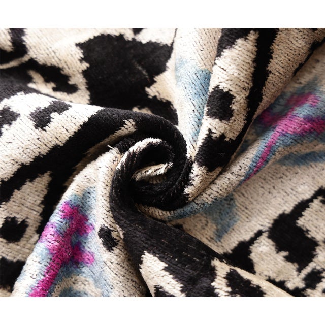 Black & Ivory Geometric Silk Velvet Throw Pillow | 20x20 Inch (50x50 Cm) For Sale In San Francisco - Image 6 of 8