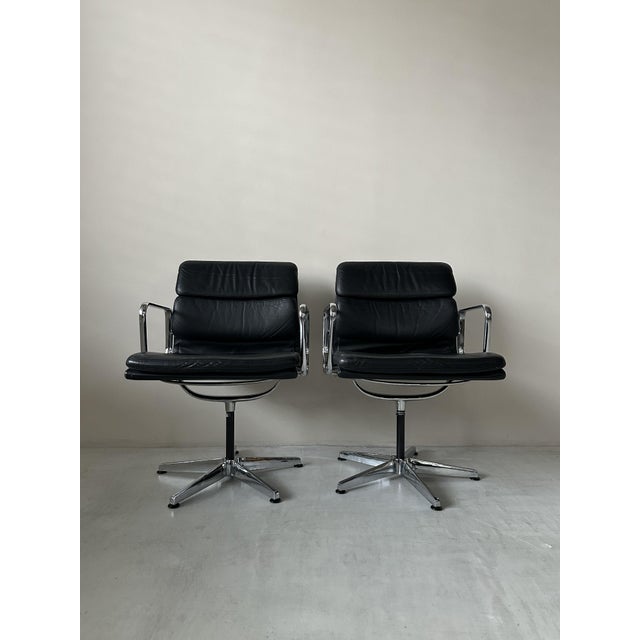 EA 208 Soft Pad Black Leather Chairs by Charles & Ray Eames for Herman Miller, 1970, Set of 2 For Sale - Image 11 of 11