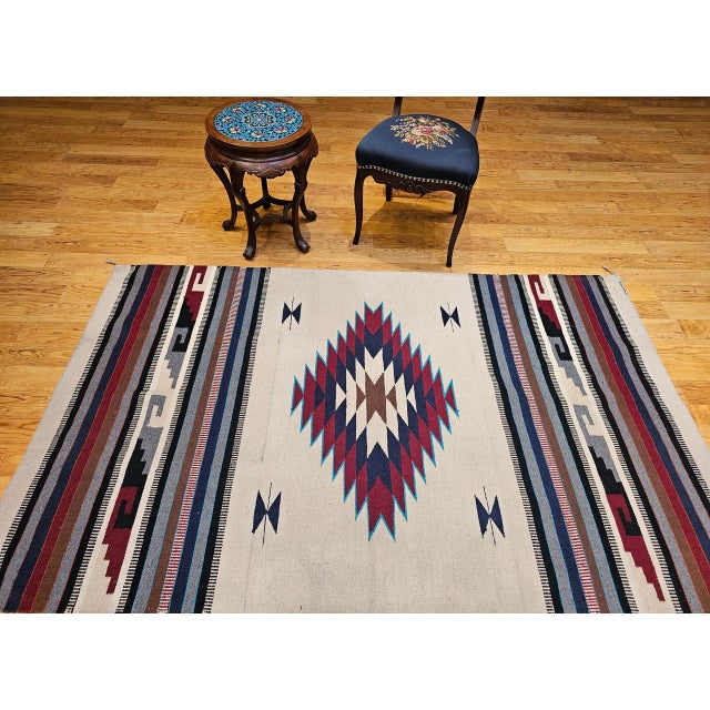 Vintage American Southwestern Saltillo Kilim Rug, Medallion & Striped Pattern, Ivory & Red, 5x7 For Sale - Image 9 of 18