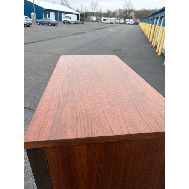 1960’s Mid Century Modern Kent Coffey Perspecta Tall Chest For Sale In Philadelphia - Image 6 of 11