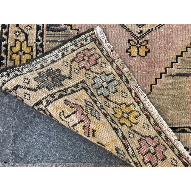 Vintage Turkish Oushak Peach Wool Rug - 2′8″ × 5′1″ For Sale - Image 4 of 11