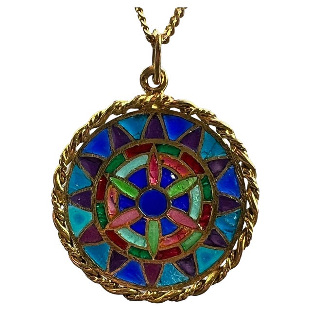 French 18 Karat Yellow Gold and Enamel Window Plique a Jour Pendant Medal, 1950s For Sale
