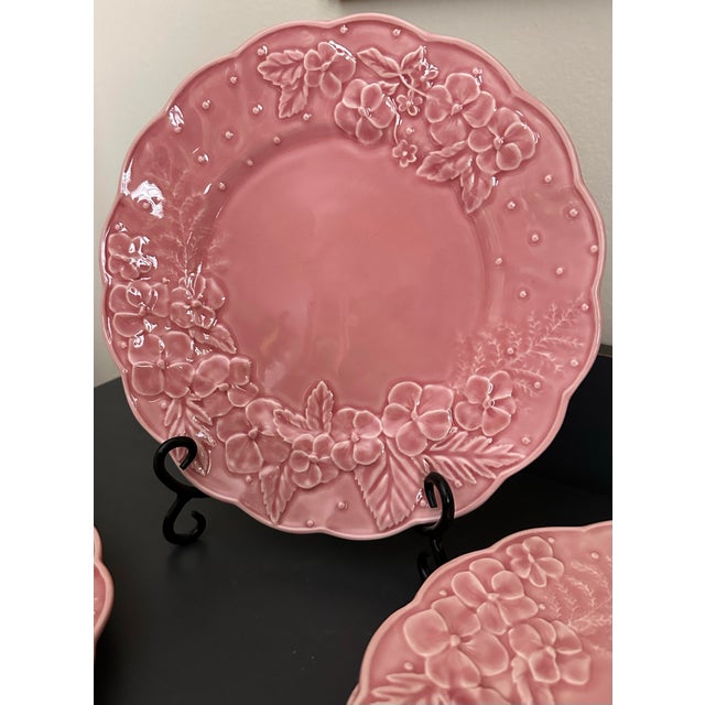 Vintage 1980s Bordallo Pinheiro “Ingrid Pink” Floral Embossed Plates- Set of 4 For Sale In Orlando - Image 6 of 11