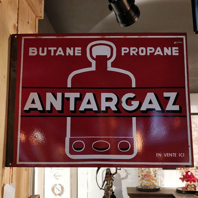 Enamel Antargaz Sign, 1940s, in Good conditions. Designed 1920 to 1949