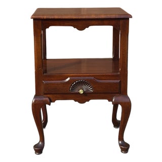 Mid 20th Century Ritter Georgetown Galleries Queen Anne Style Mahogany Tier Side Table Nightstand For Sale