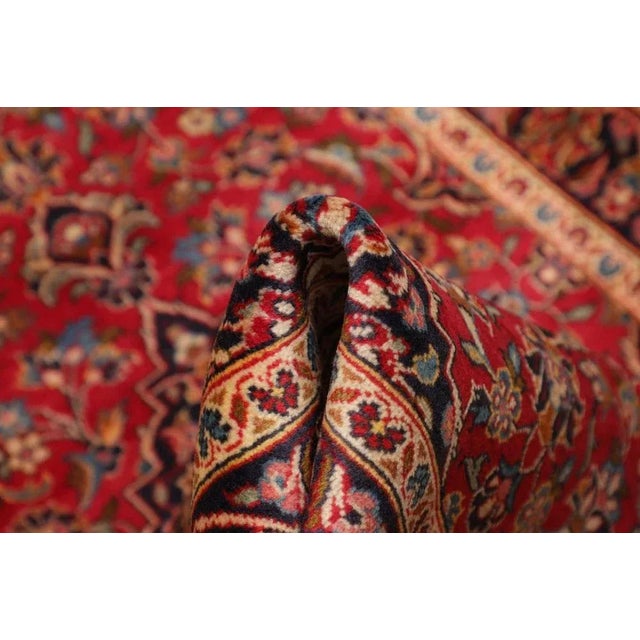 Kashan Rug in Hand-Knotted Wool For Sale - Image 9 of 11