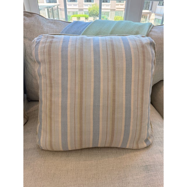 Pair 100% Wool Pillows by Elizabeth Eakin For Sale - Image 4 of 4