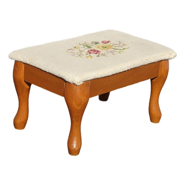 Vintage French Provincial Off White Floral Tapestry Needlepoint Footstool Bench For Sale