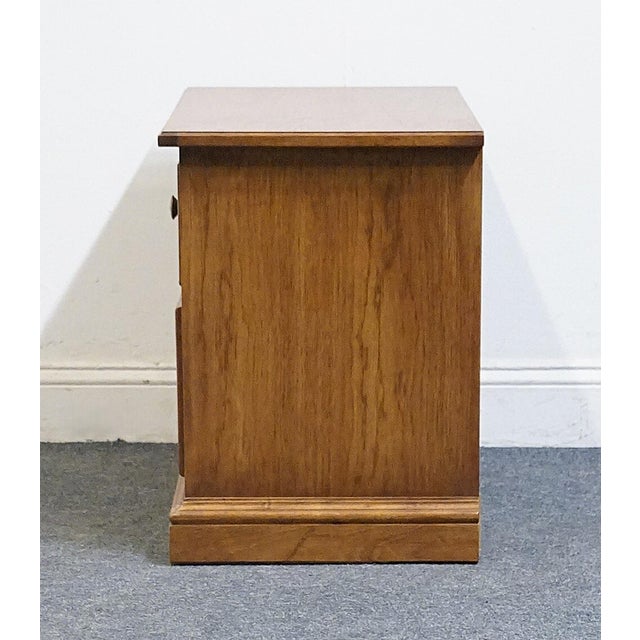 Thomasville Furniture Serenade Collection Burled Walnut Italian Neoclassical Tuscan Style 26" Nightstand 21211-110 For Sale - Image 9 of 14