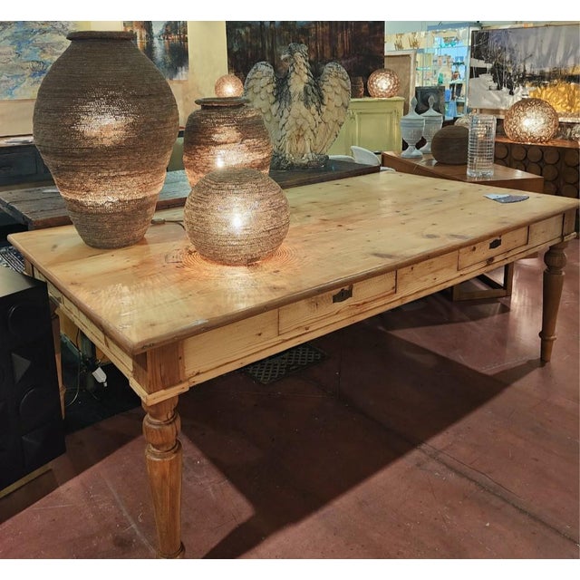 Looking for the undisputed centerpiece for your dining room? We present a great opportunity: a splendid late 19th-century...