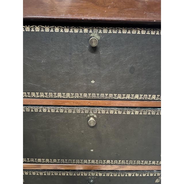 Louis Philippe Style Mahogany Cabinet, 1800s For Sale - Image 5 of 10