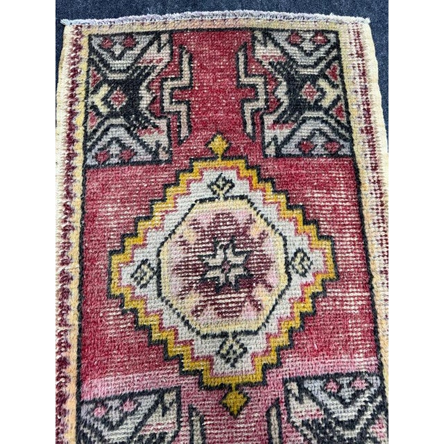 Turkish Yastik Rug 1'11" x 3'2" For Sale - Image 4 of 5