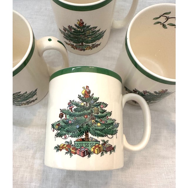 Vintage Set of 4 Spode Coffee Mugs Flat bottom made in England # 3324-J #24 Perfect to add to my other Spode Christmas...