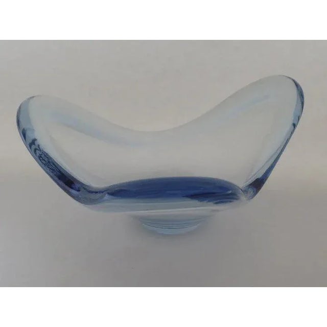 Blue Mid 20th Century Lütken for Holmegaard Ice Blue Shaped Glass Bowl For Sale - Image 8 of 9