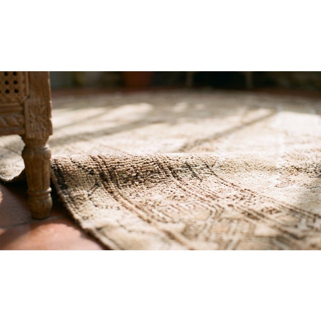 Ecru 1930s Tan Ecru Diamond Antique Central Asian Khotan Rug 6'9" X 12'9" Handknotted Wool Carpet For Sale - Image 8 of 9