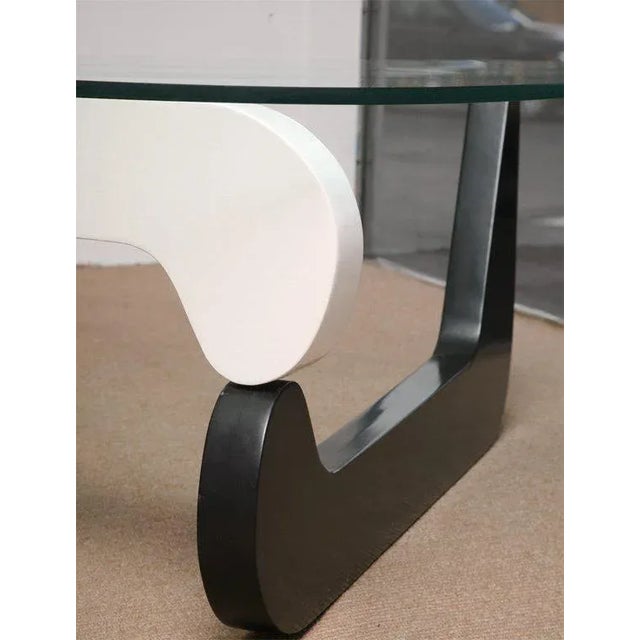 Black Mid-Century Modern Black and White Noguchi Style Coffee Table For Sale - Image 8 of 10