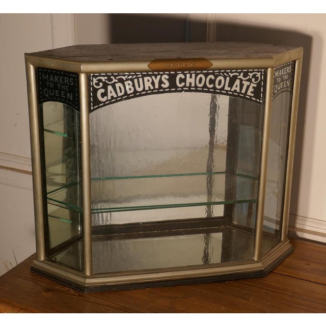 Art Deco Display Cabinet from Cadburys, 1920s For Sale - Image 3 of 9