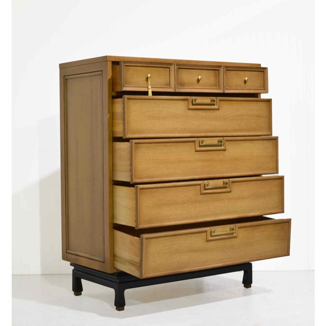 American of Martinsville Mid Century 7 Drawer Highboy Dresser by American of Martinsville For Sale - Image 4 of 10
