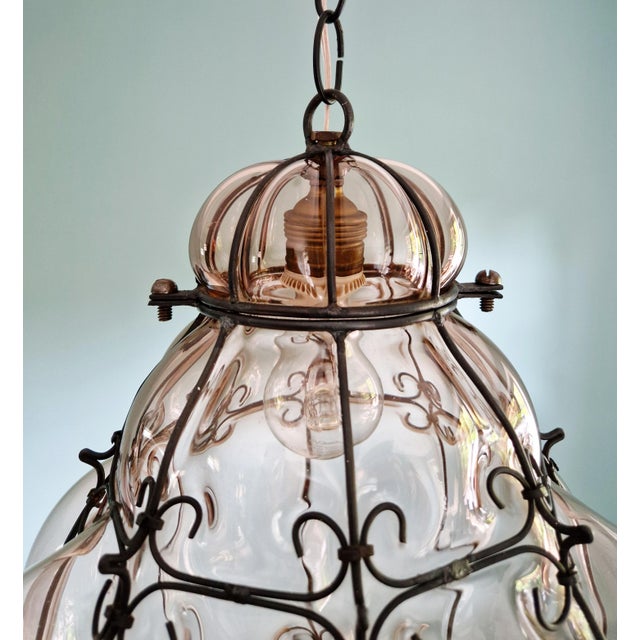 Large Mid-Century Venetian Pendant Light in Smoked Blown Murano Glass, 1960s For Sale - Image 13 of 14