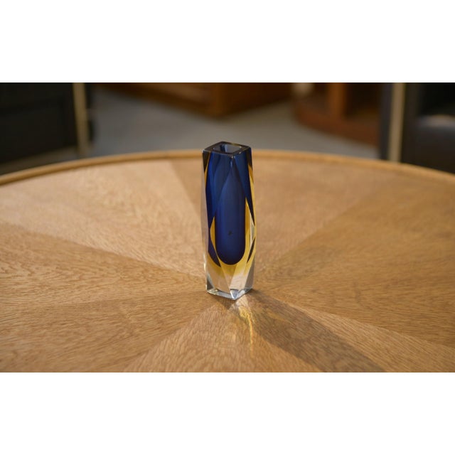 1970s Sommerso Murano Glass Vase by Flavio Poli for Alessandro Mandruzzato, 1970s For Sale - Image 5 of 5