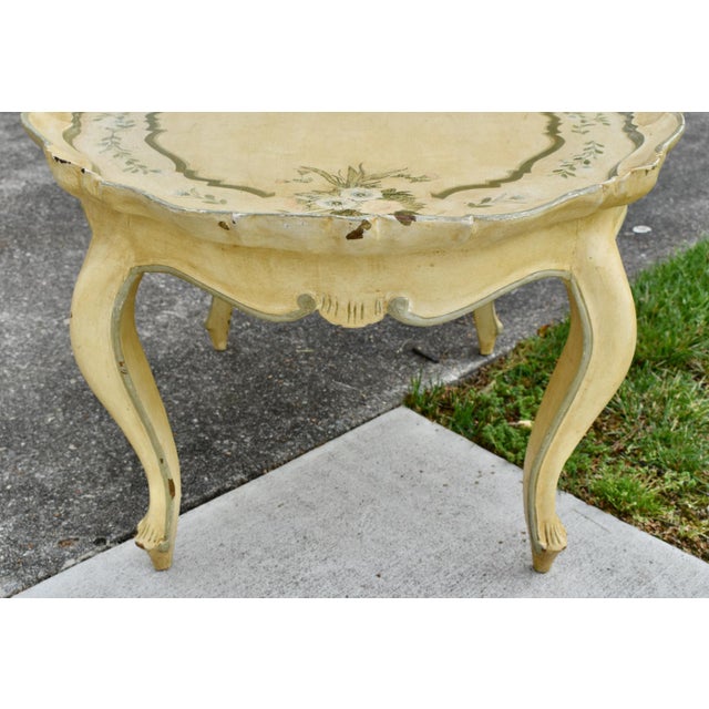 Italian Coffee Table Florentine Style Lacquered Painted Baroque Oval Tray 50s For Sale - Image 9 of 13