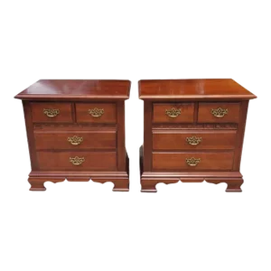 Stanley Furniture Chippendale Mahogany Bedside Tables Nightstands, a Pair