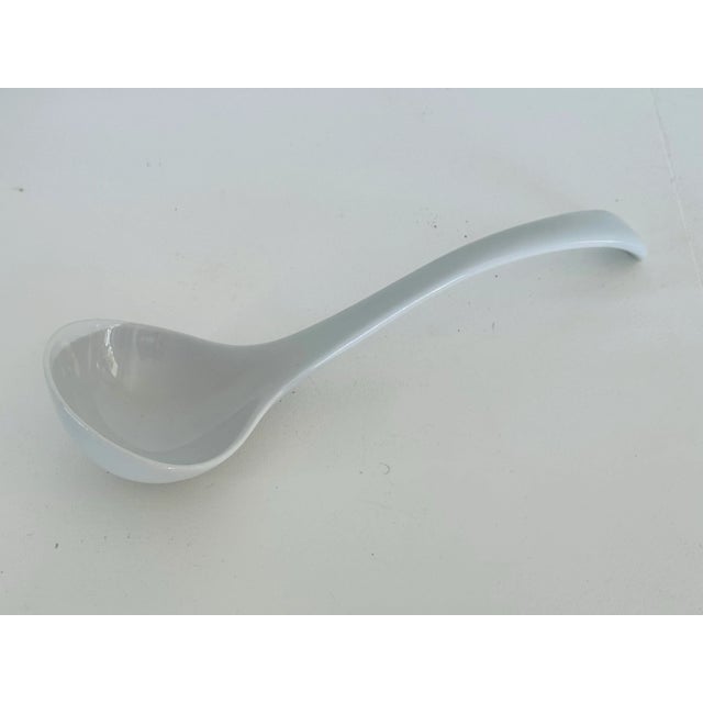 1980s White Ceramic Covered Soup Tureen With Ladle For Sale In Boston - Image 6 of 6