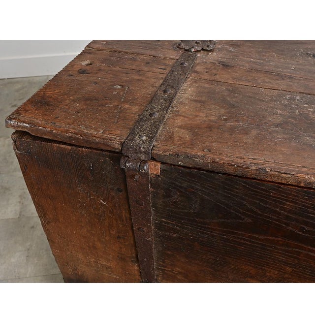 German 16th Century Oak Coffer For Sale - Image 12 of 18